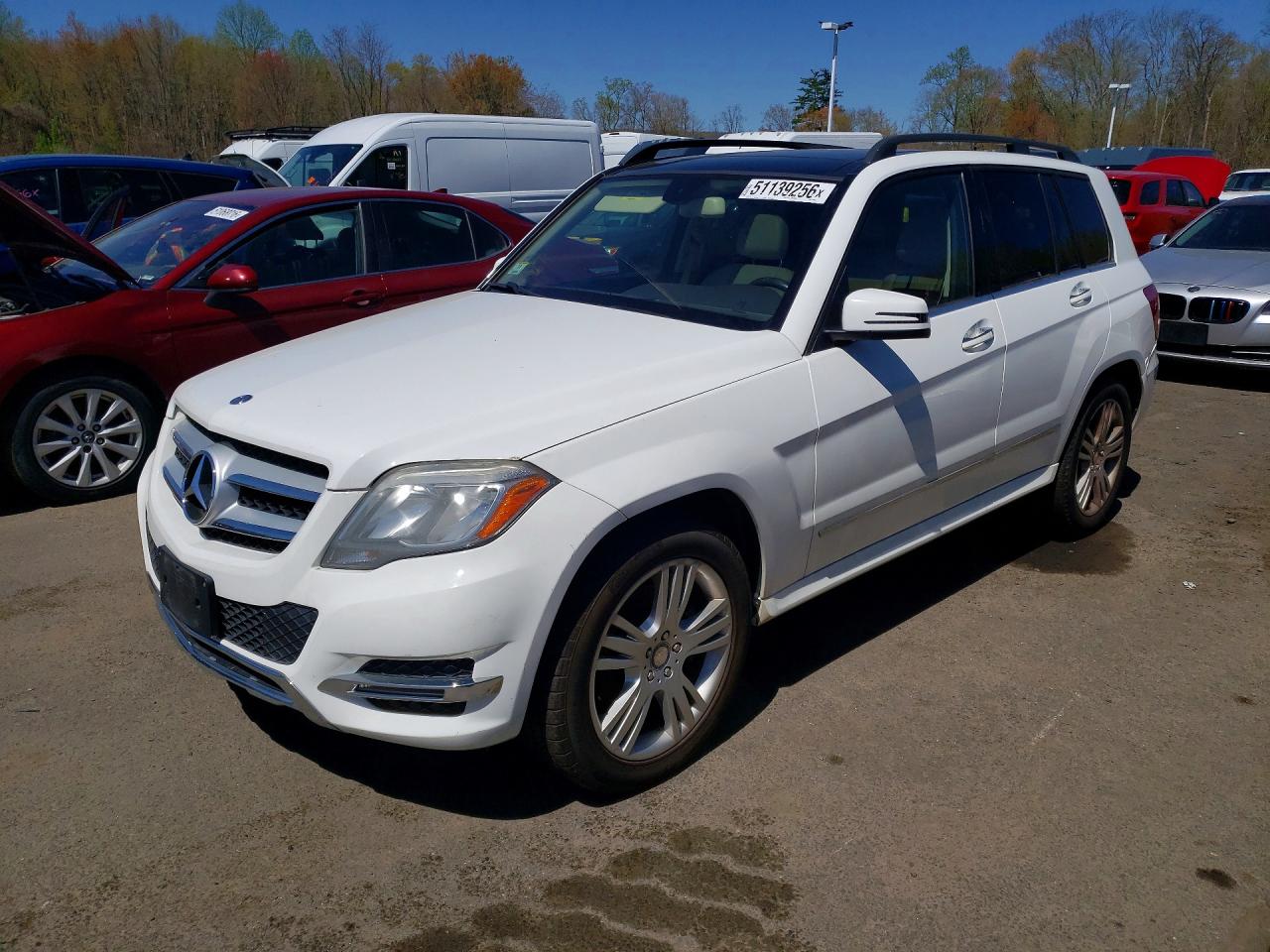 Salvage Mercedes-Benz GLK Image