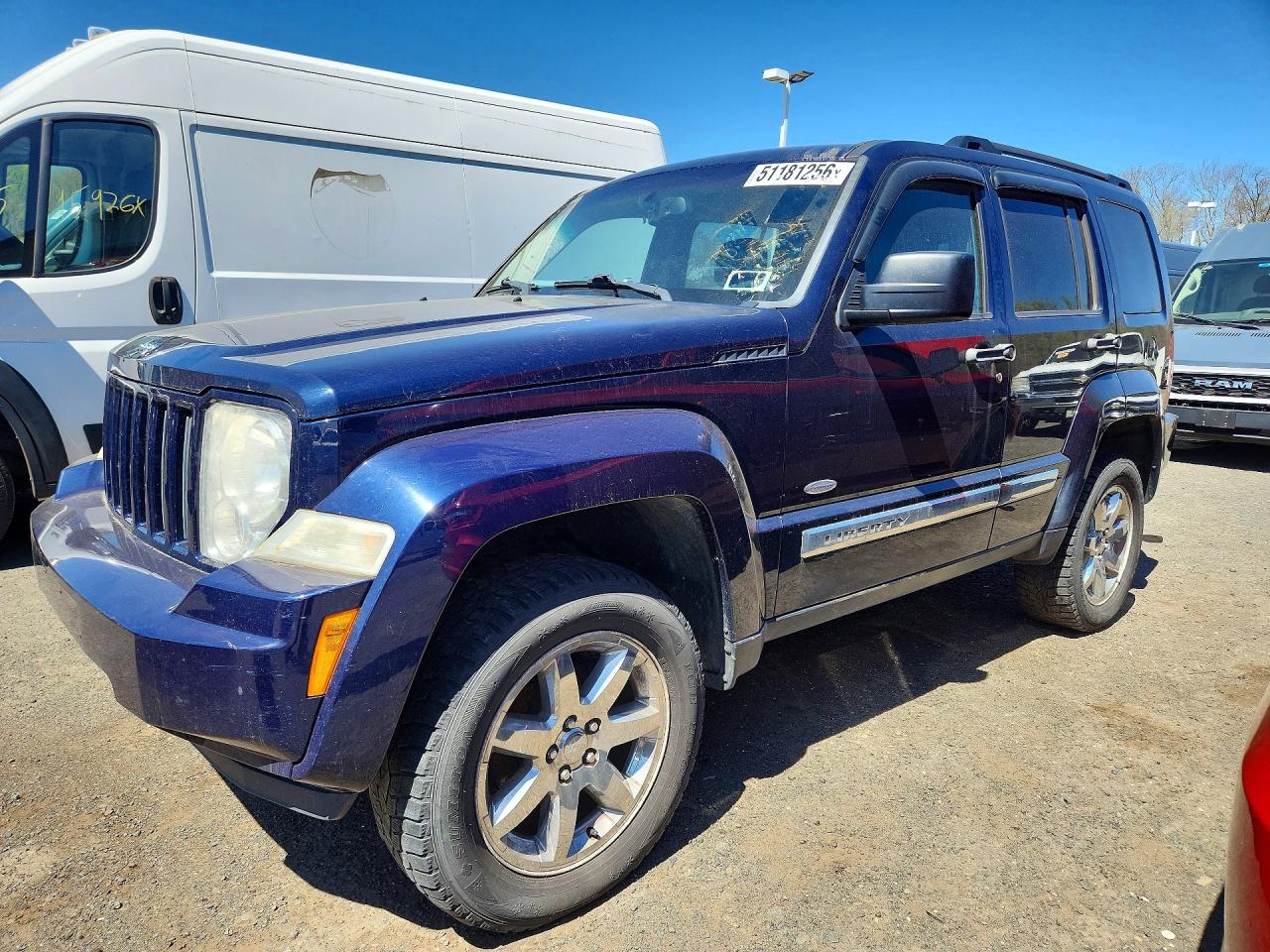 Salvage Jeep Liberty Image