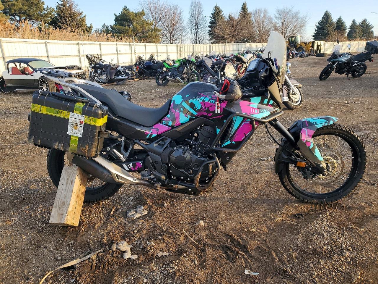Salvage Honda Xl750 Image