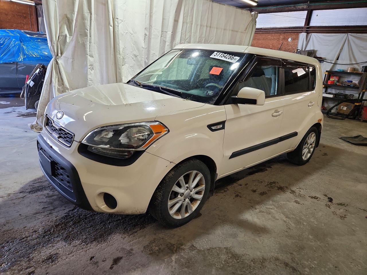 Salvage Kia Soul Image