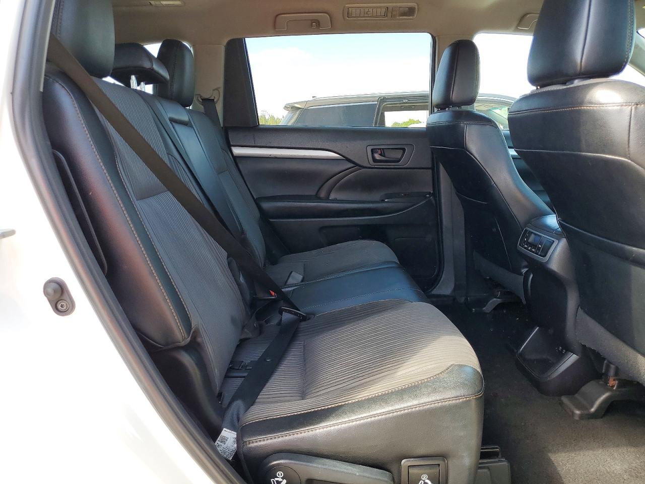 Toyota Highlander Le Plus