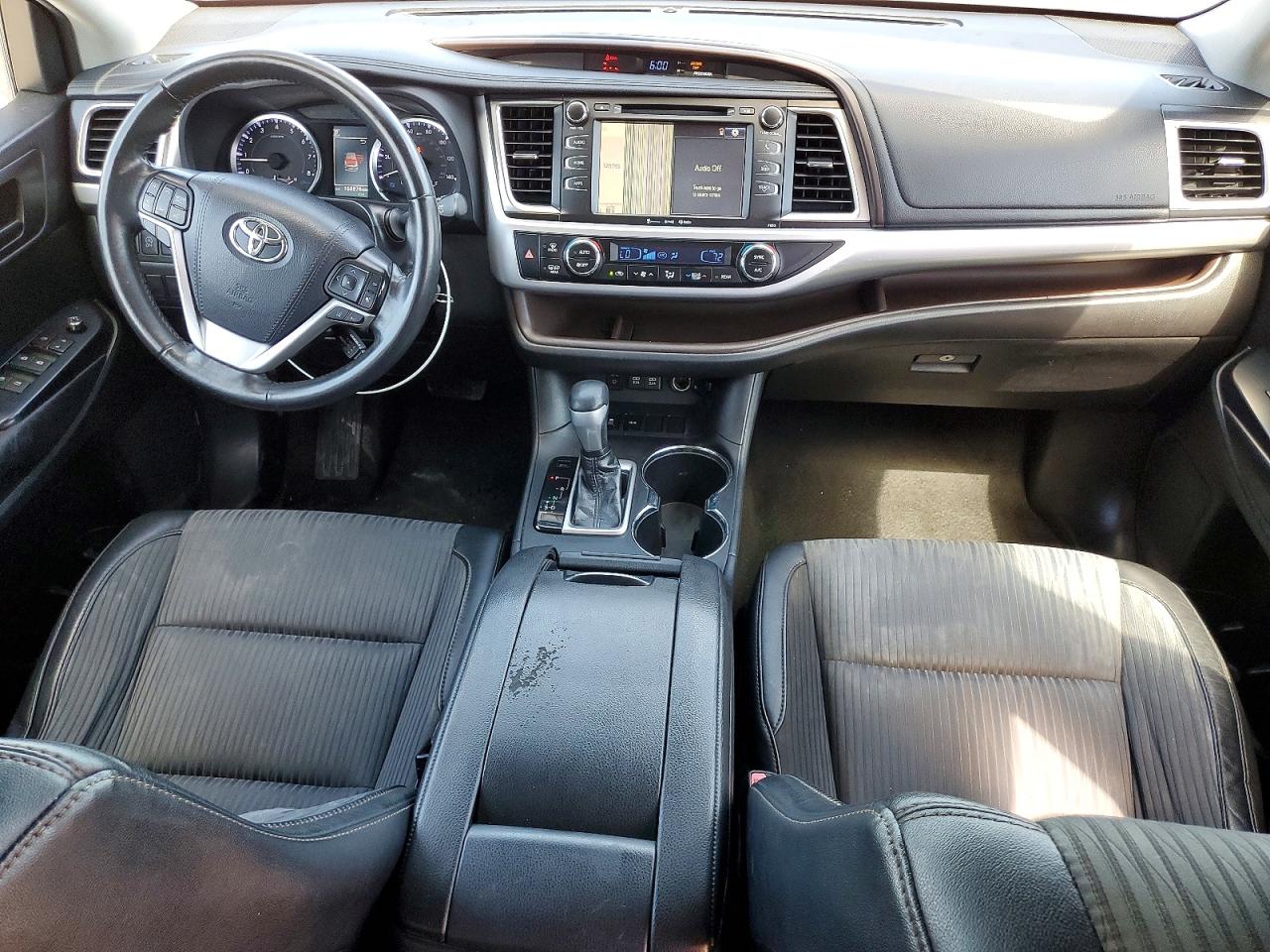 Toyota Highlander Le Plus