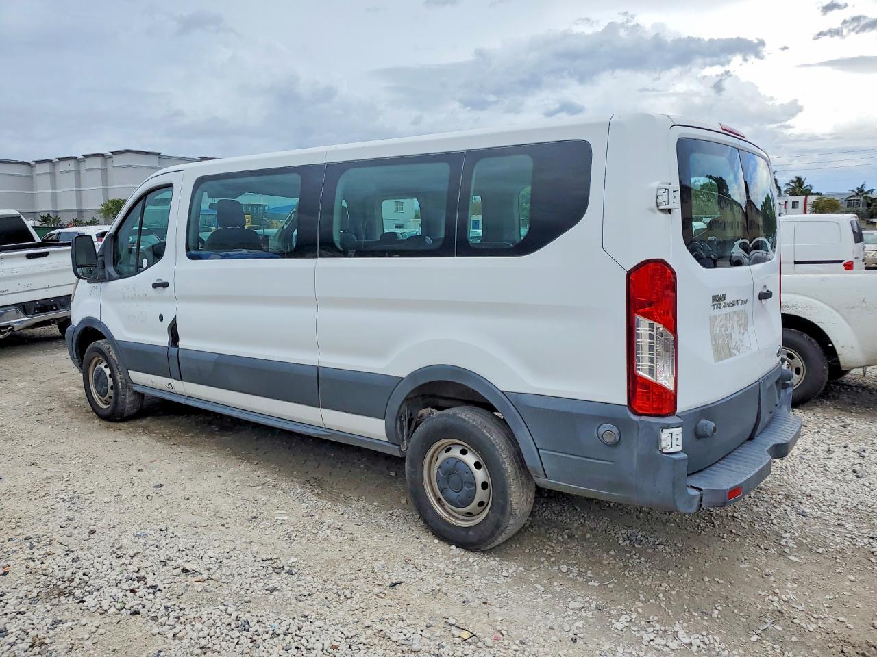 Ford Transit T-350