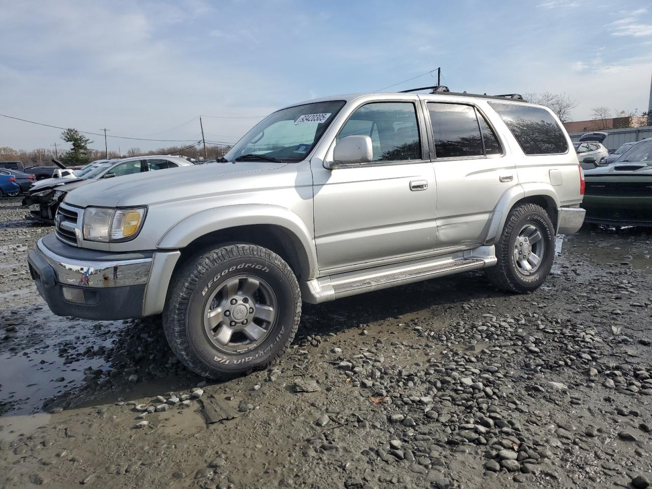 Salvage Toyota 4Runner Image