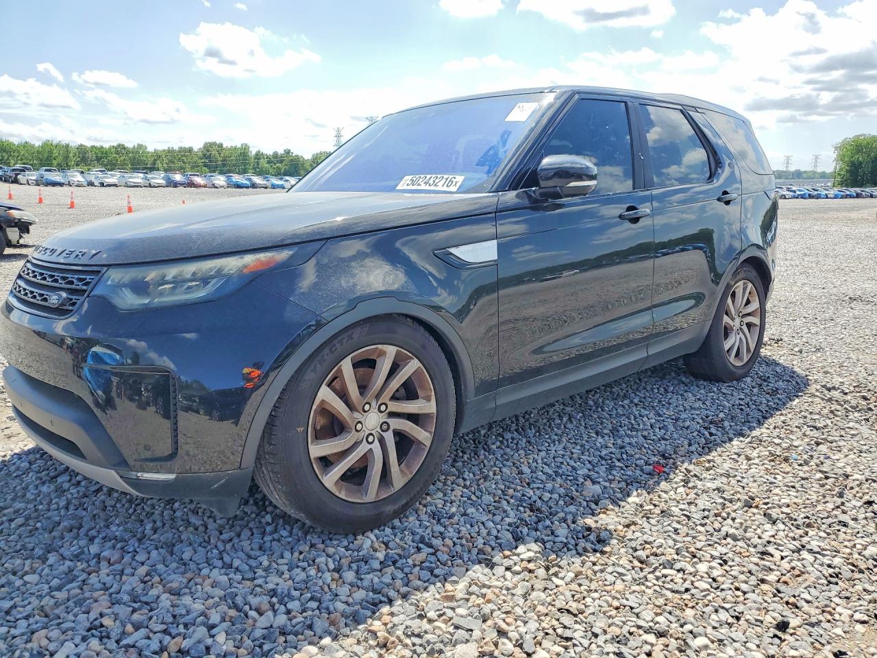 Salvage Land Rover Discovery Image