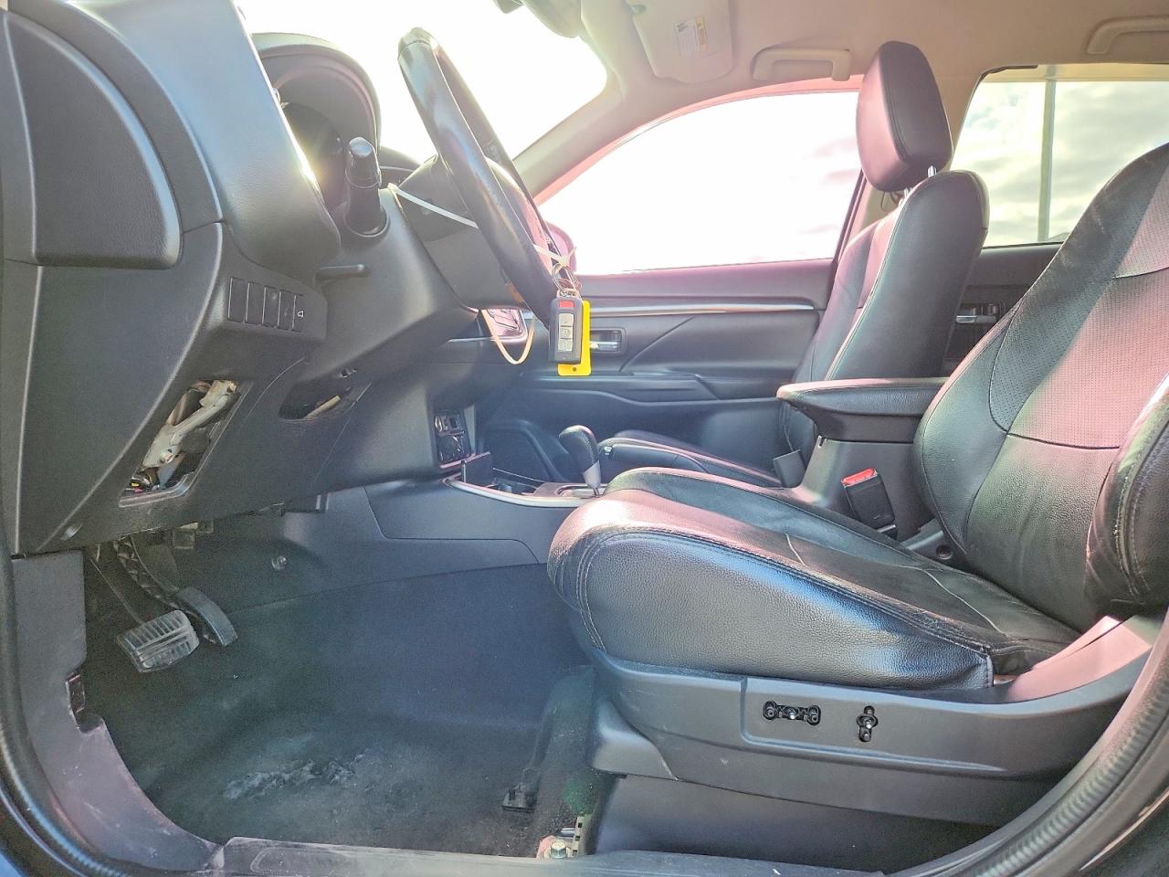 Mitsubishi Outlander Se