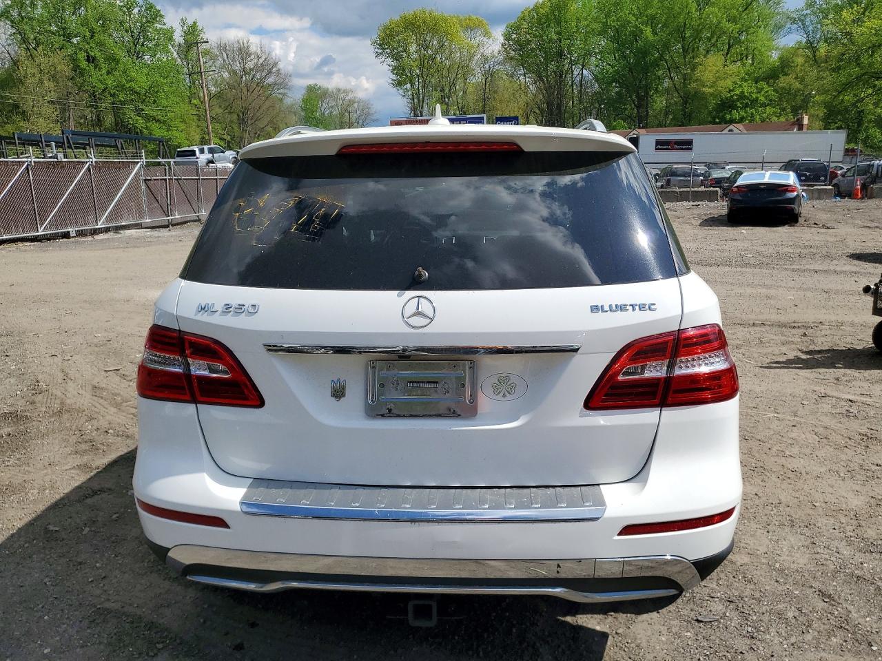 Mercedes-Benz M-Class 250 Bluetec
