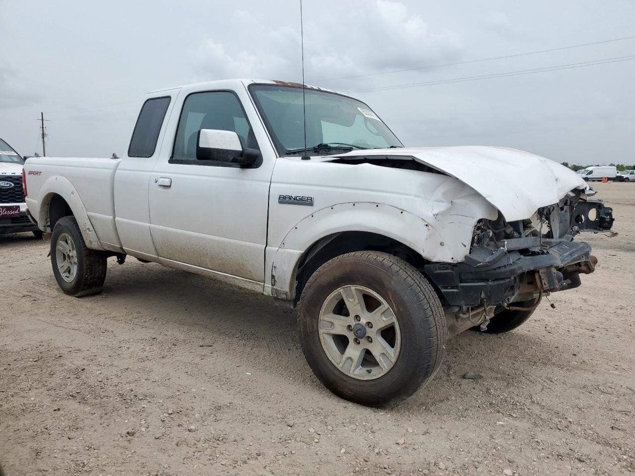 Ford Ranger Super Cab