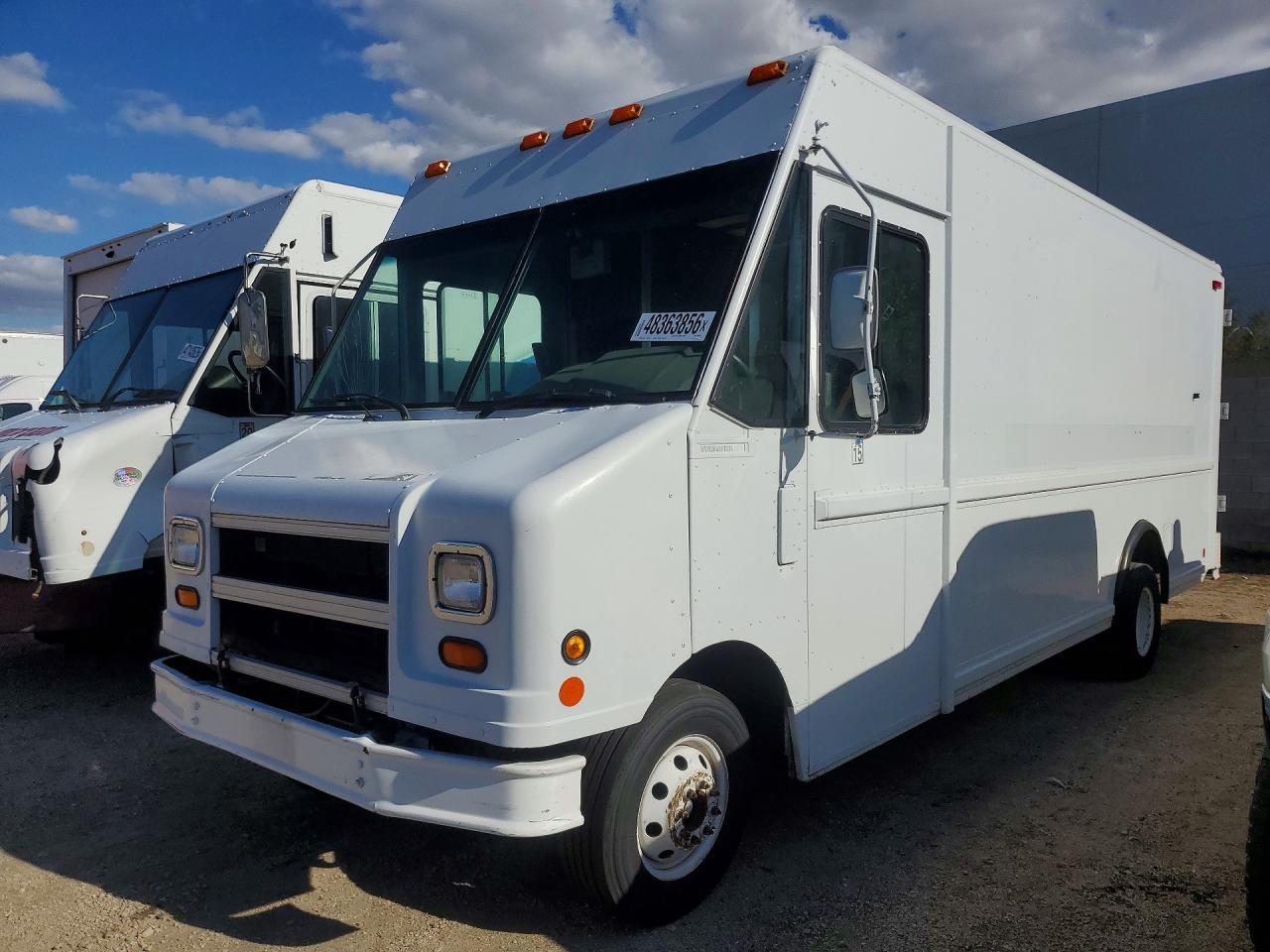 Salvage Ford Econoline Image