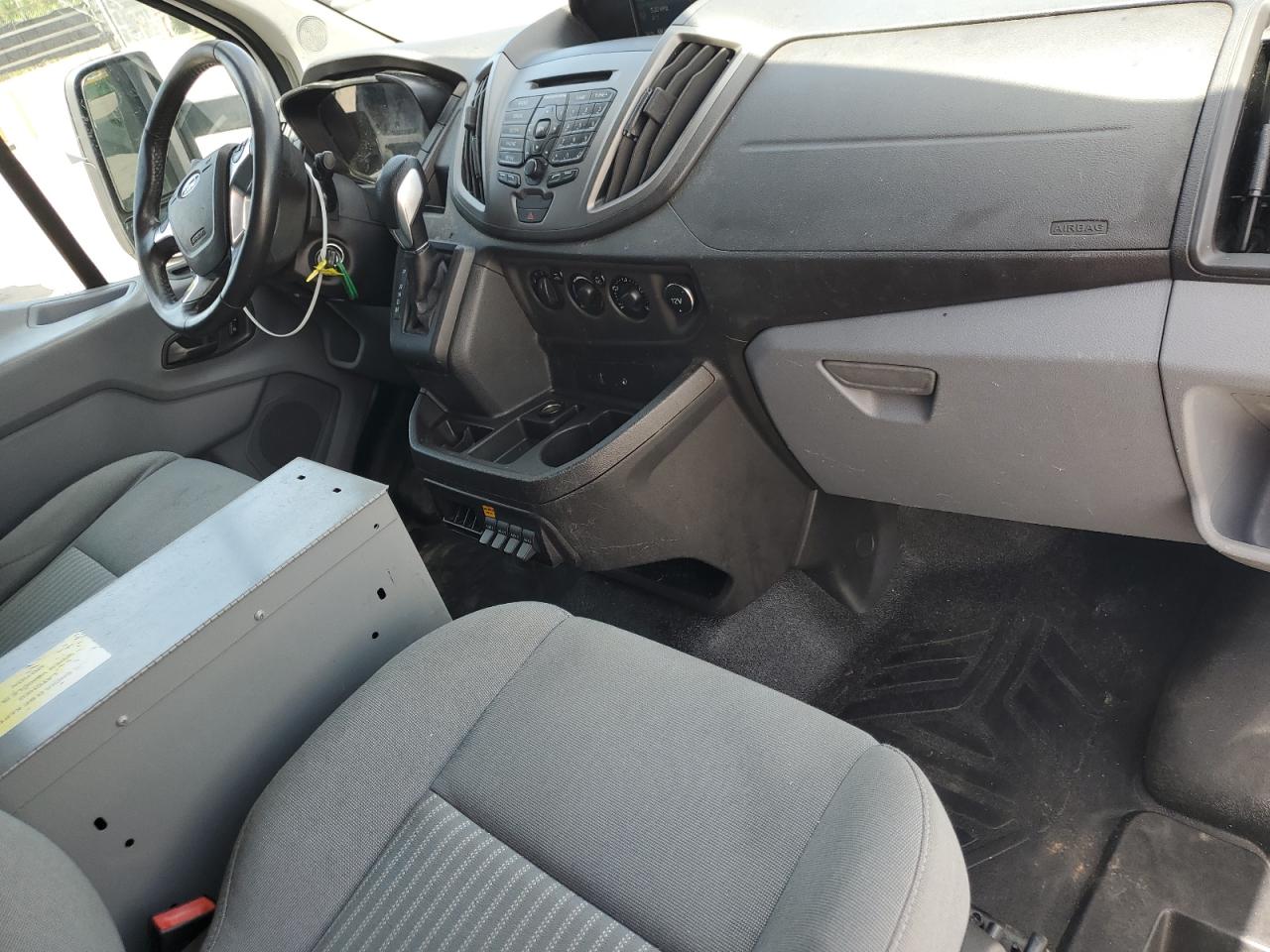 Ford Transit T-150