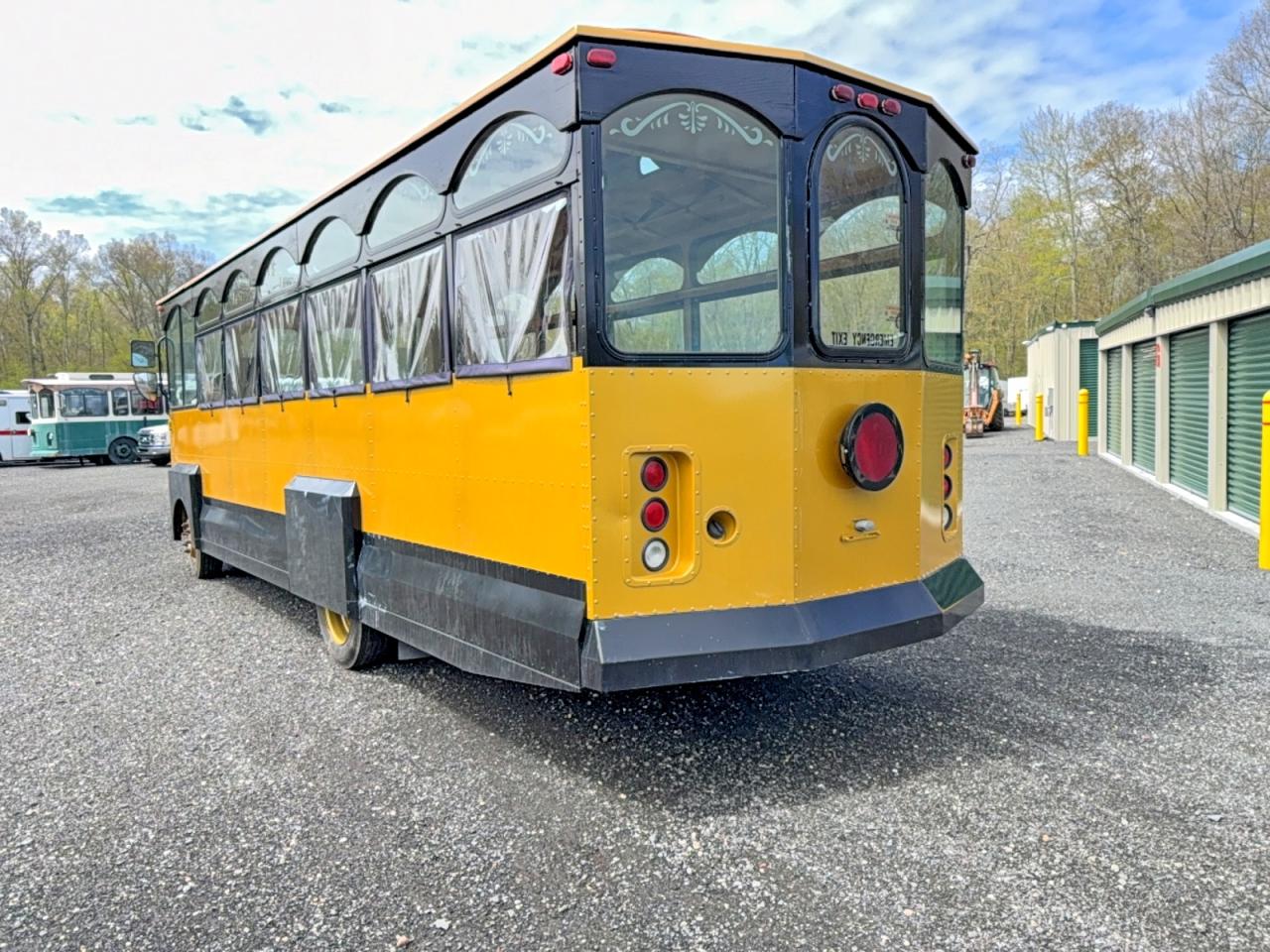 Freightliner Chassis M Line Shuttle Bus