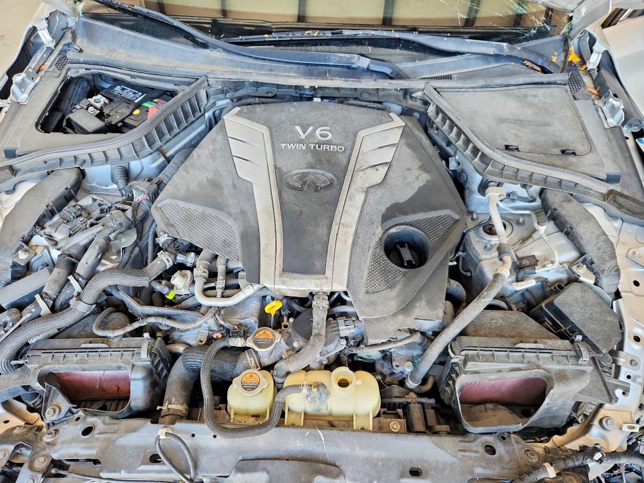 INFINITI Q50 3.0t L 3.0t Luxe