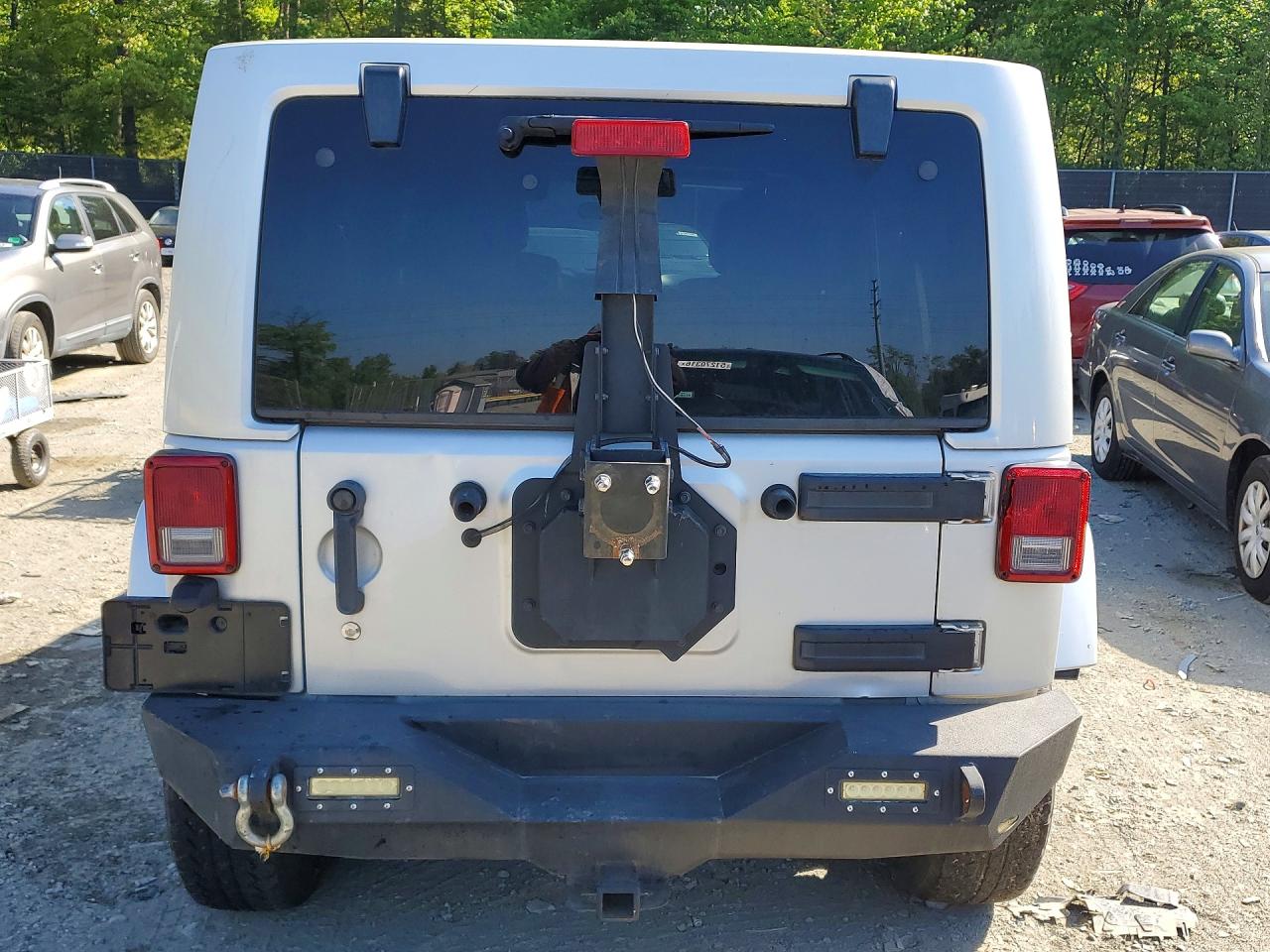 Jeep Wrangler Sahara