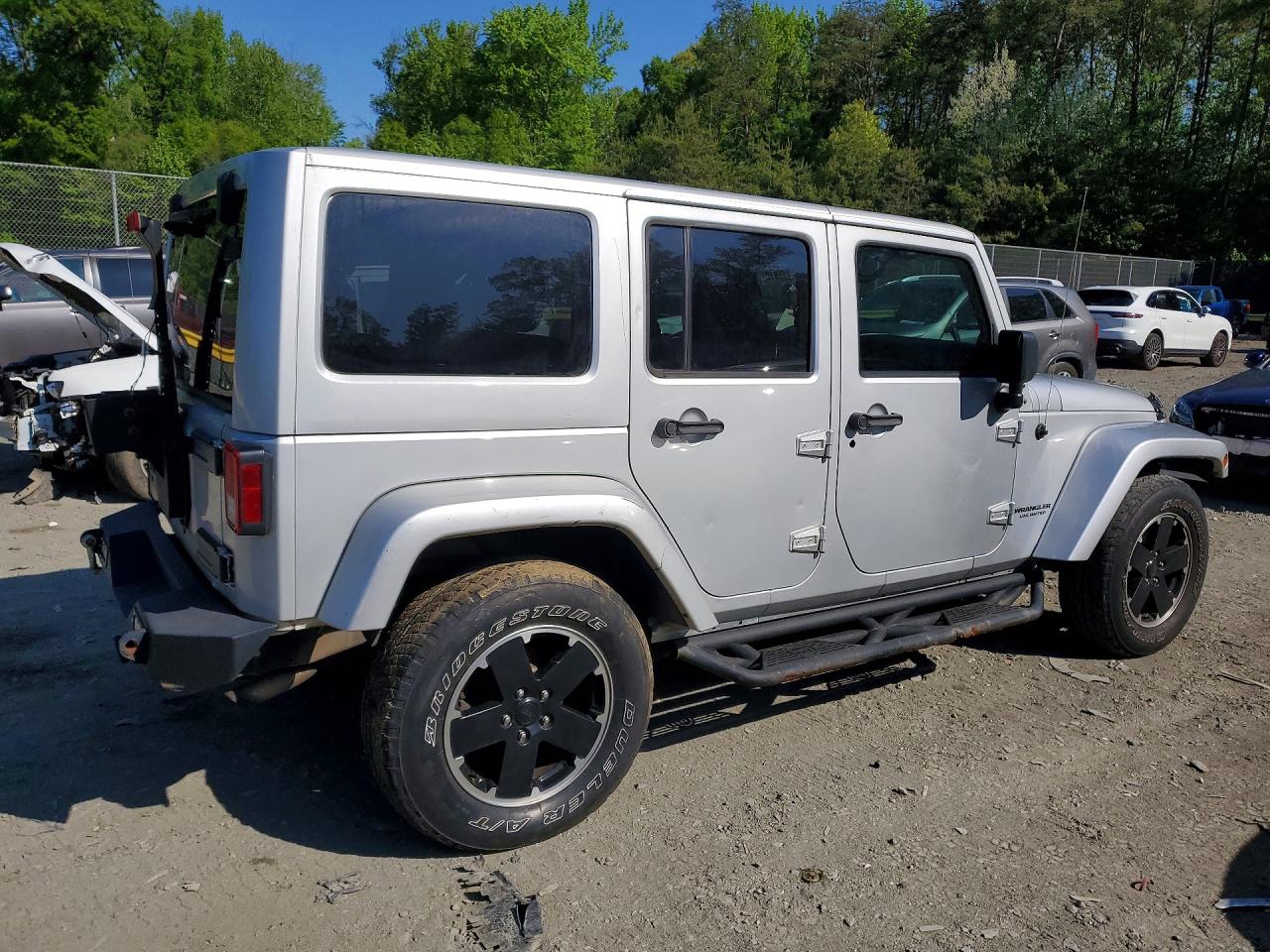 Jeep Wrangler Sahara