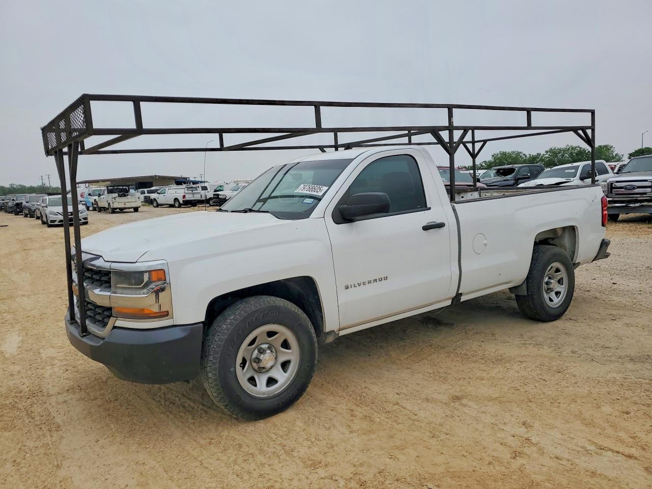 Salvage Chevrolet Silverado Image