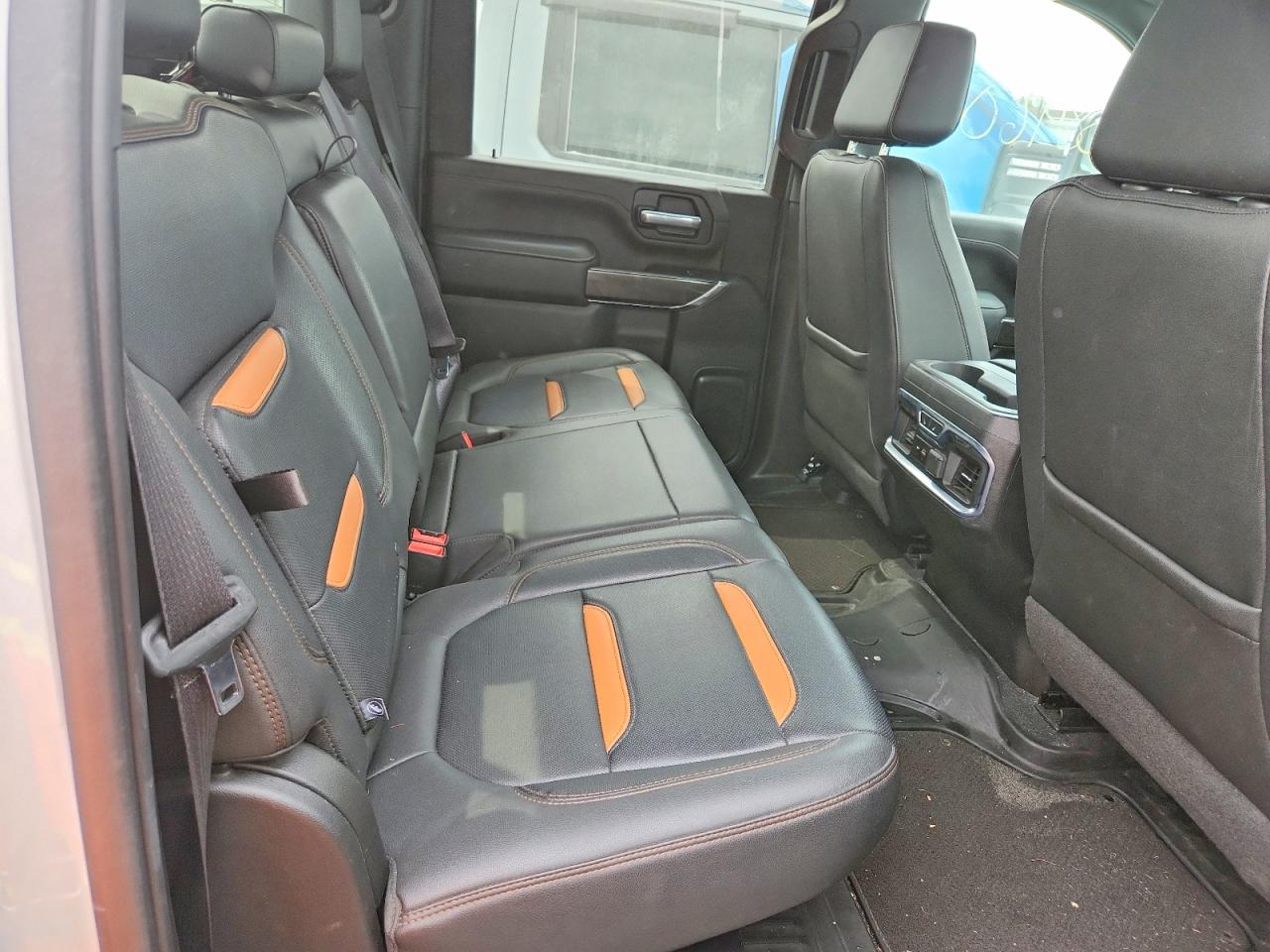 GMC Sierra K2500 At4