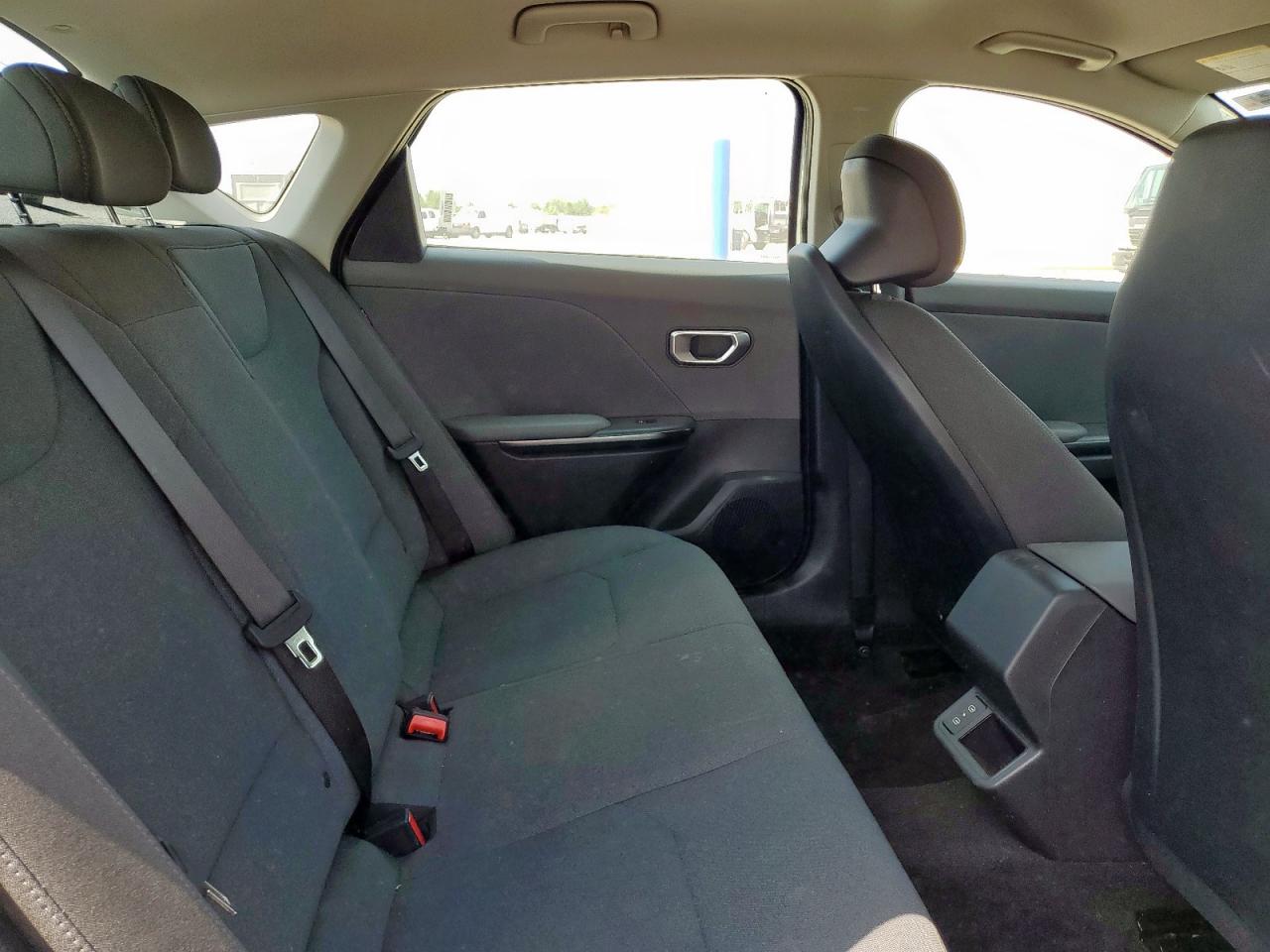 Kia K4