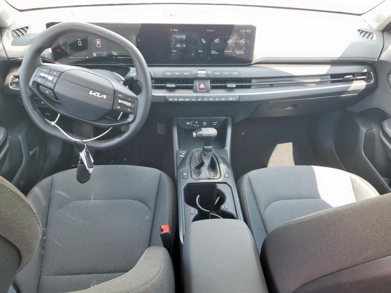 Kia K4