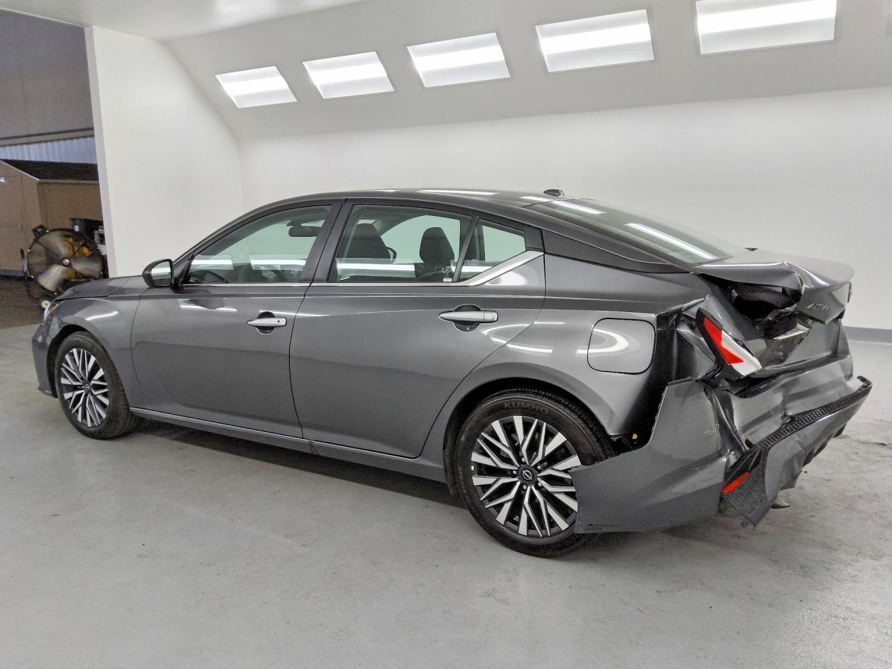 Nissan Altima Sv