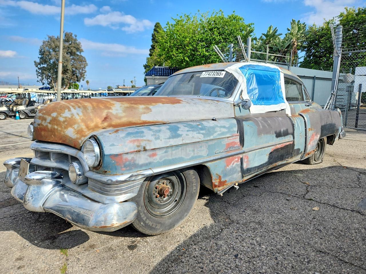Salvage Cadillac Allante Image