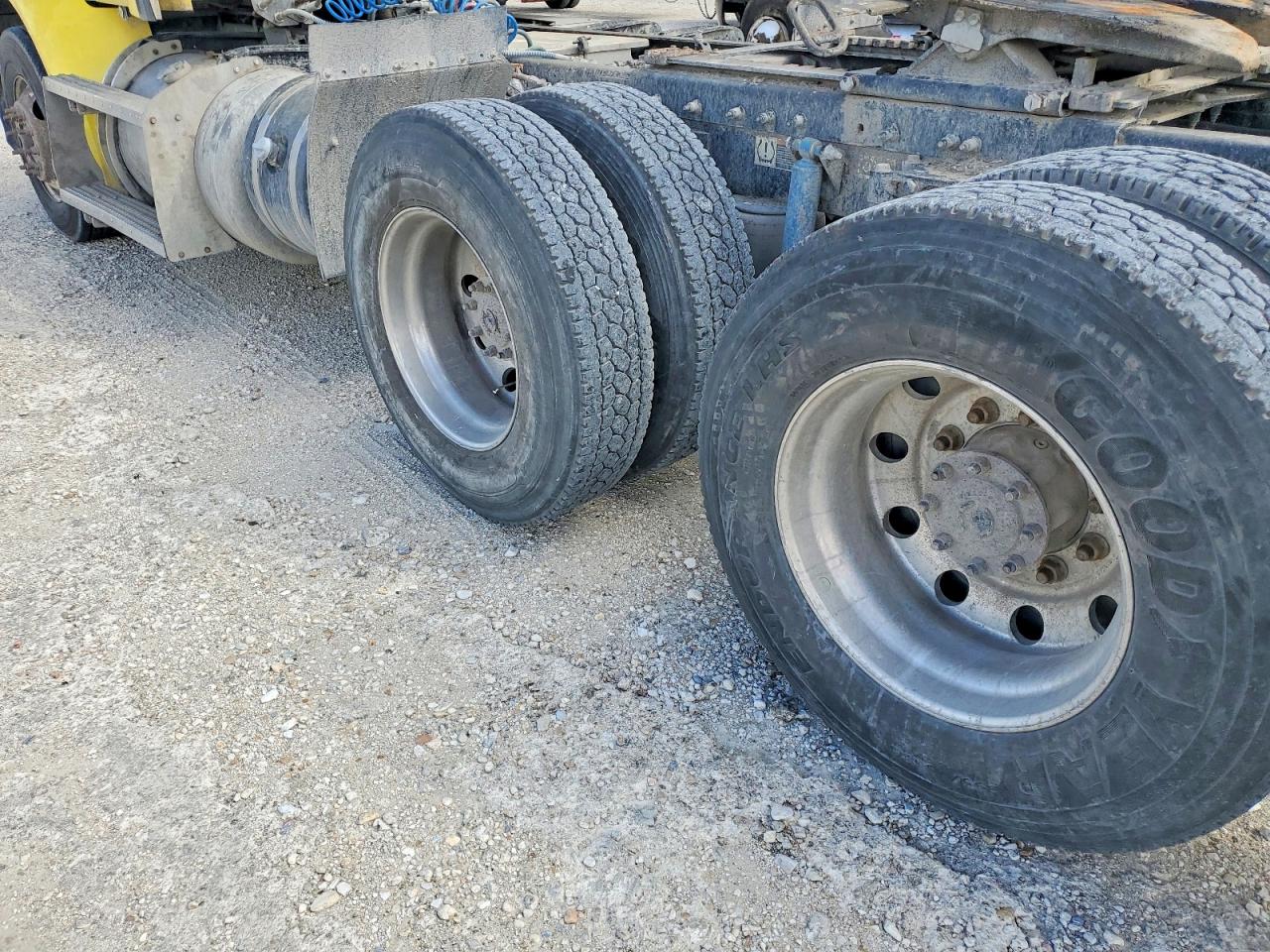 Peterbilt 579