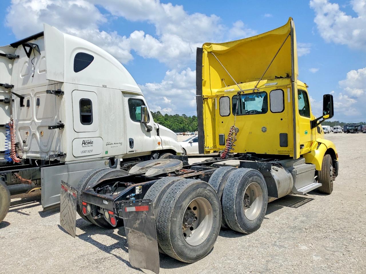 Peterbilt 579