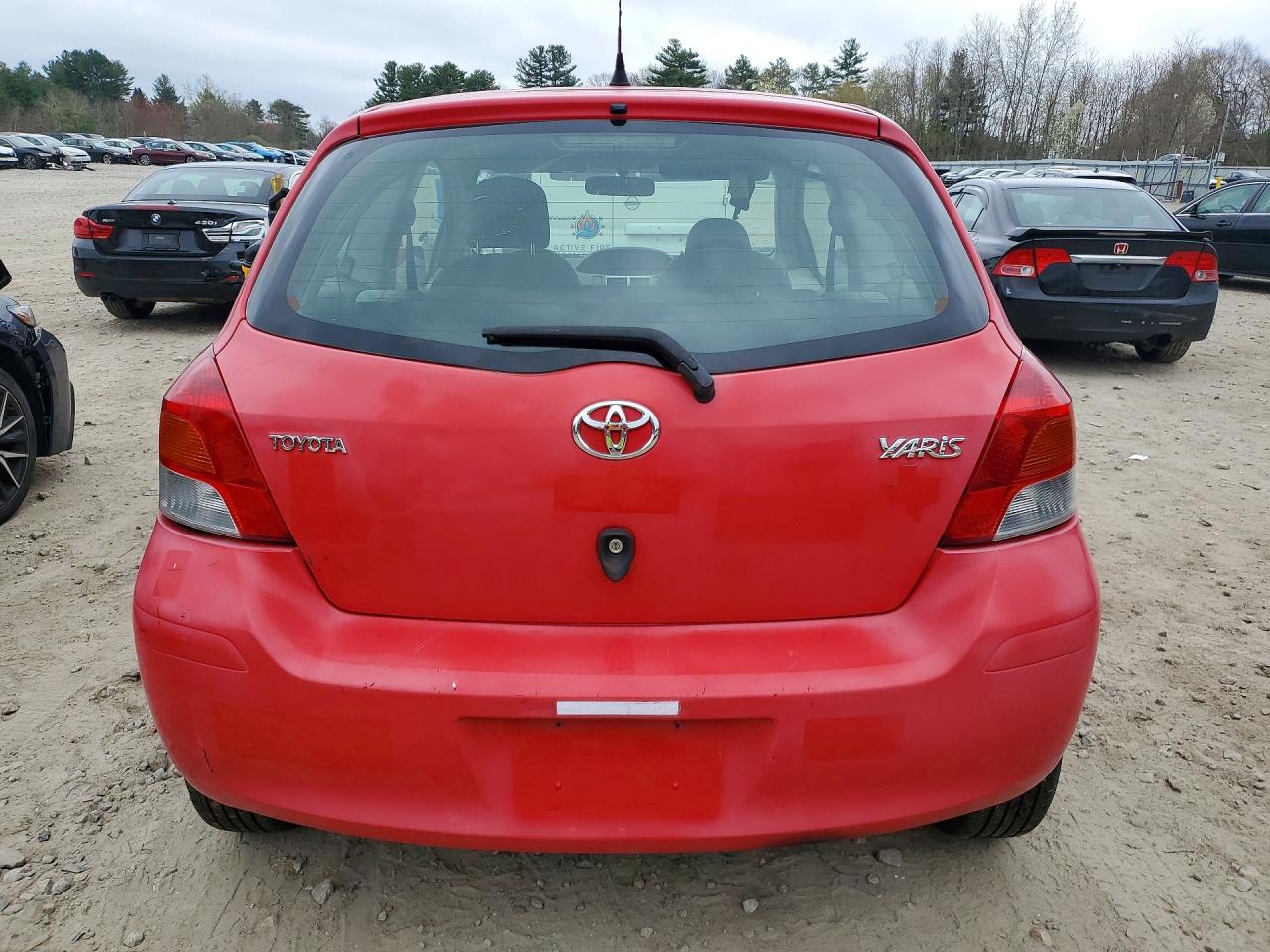 Toyota Yaris Base