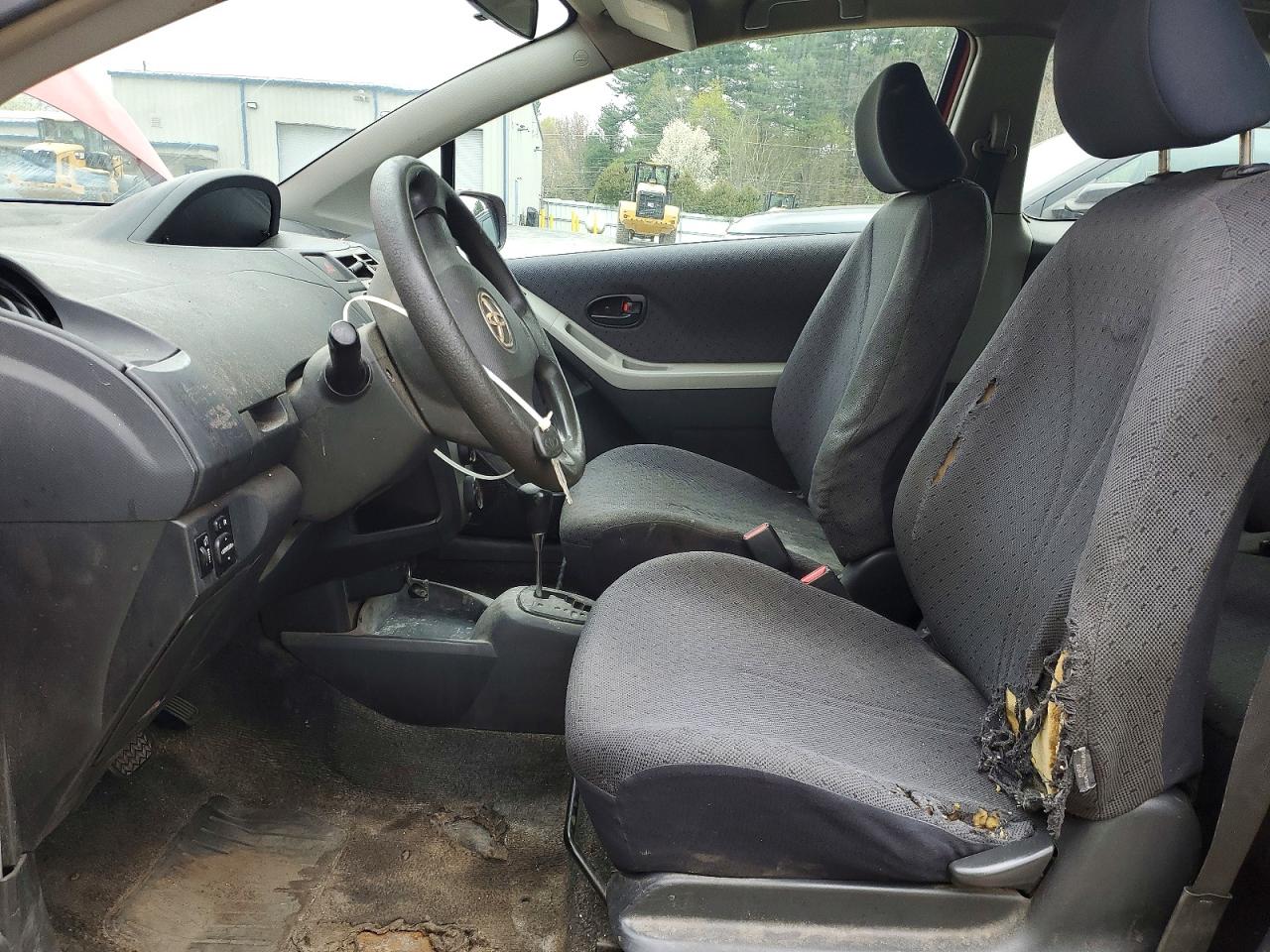 Toyota Yaris Base