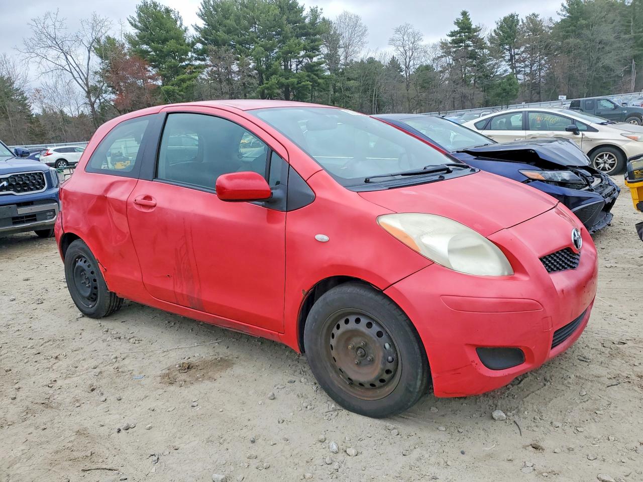 Toyota Yaris Base