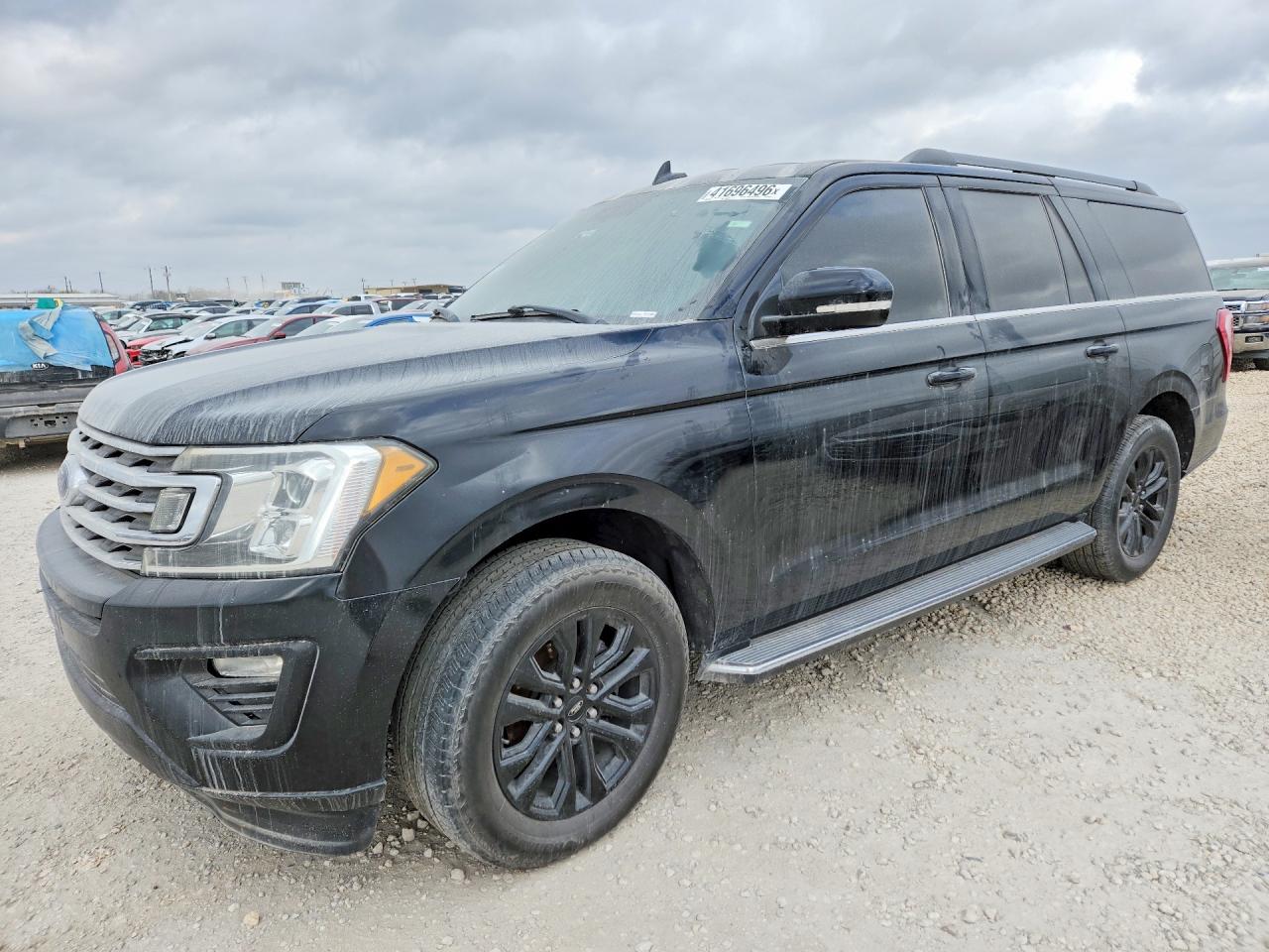 Salvage Ford Expedition Image