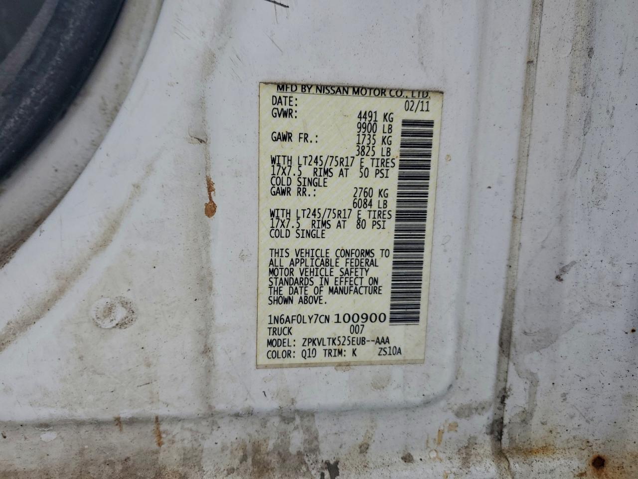 Nissan Nv