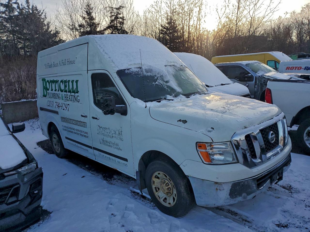 Nissan Nv