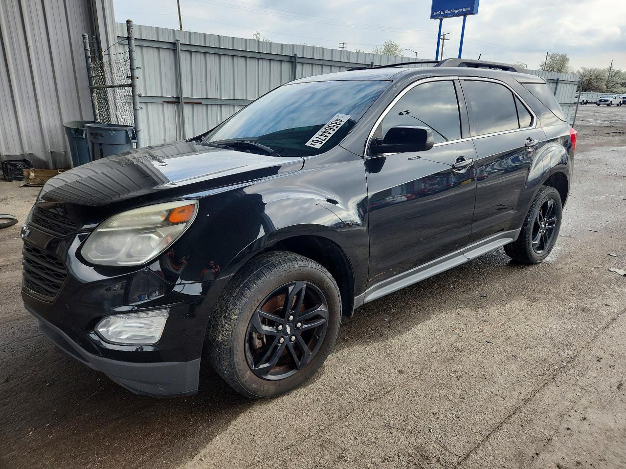 Salvage Chevrolet Equinox Image