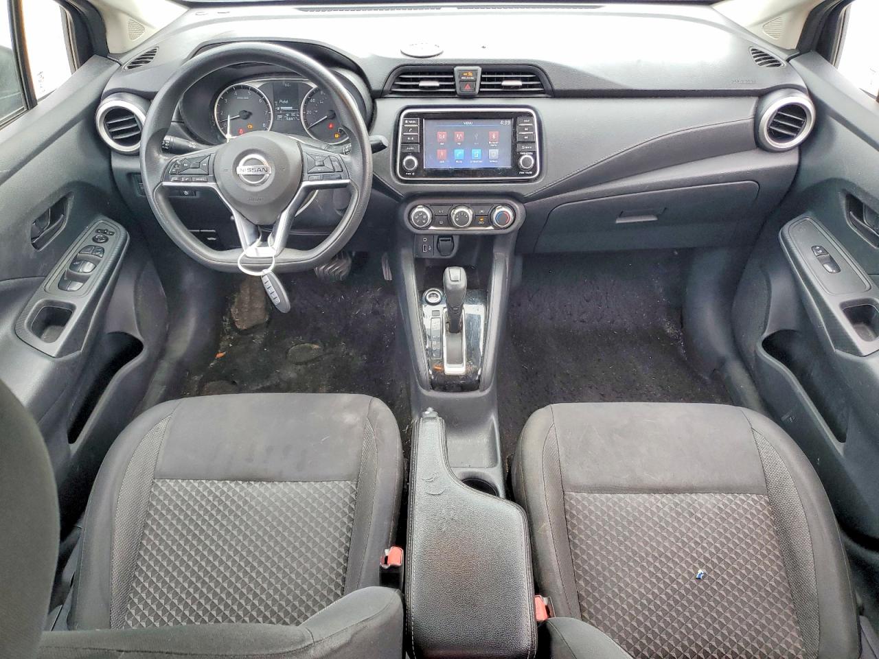 Nissan Versa S