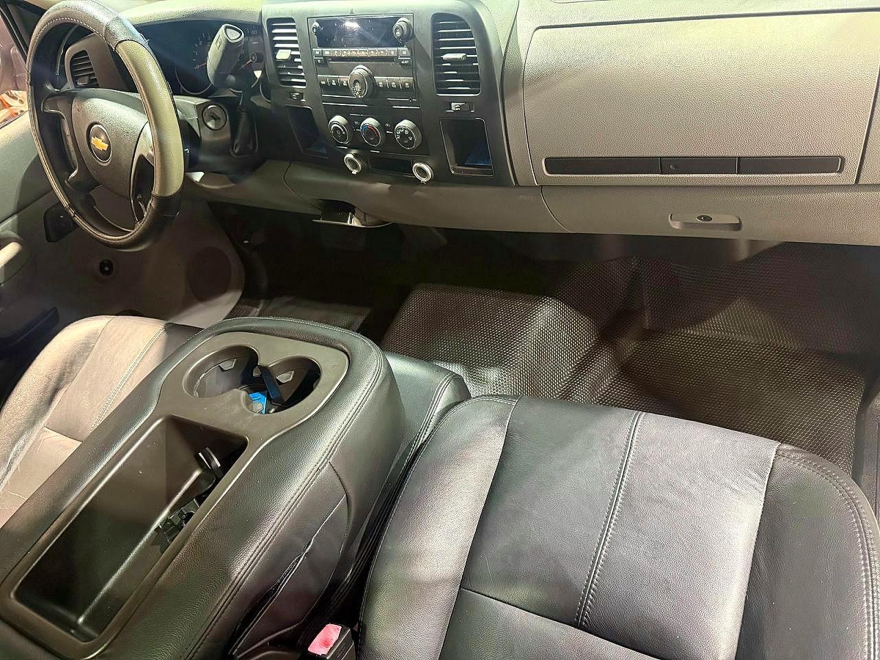 Chevrolet Silverado C1500