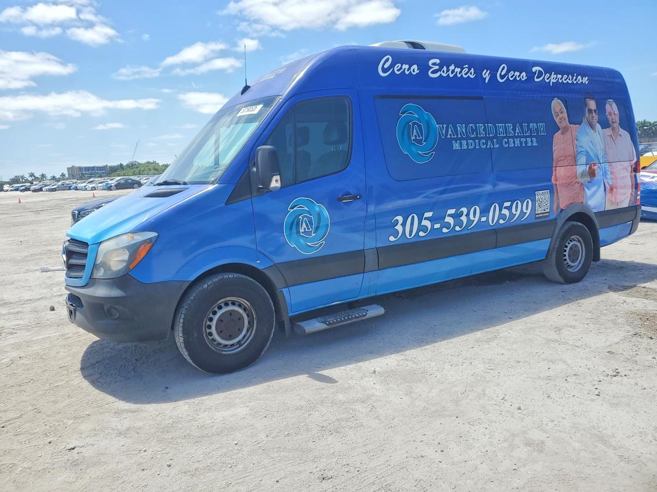 Salvage Mercedes-Benz Sprinter Image