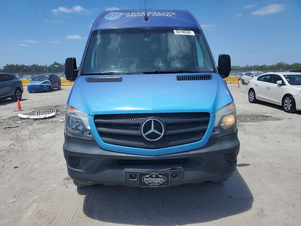 Mercedes-Benz Sprinter 2500