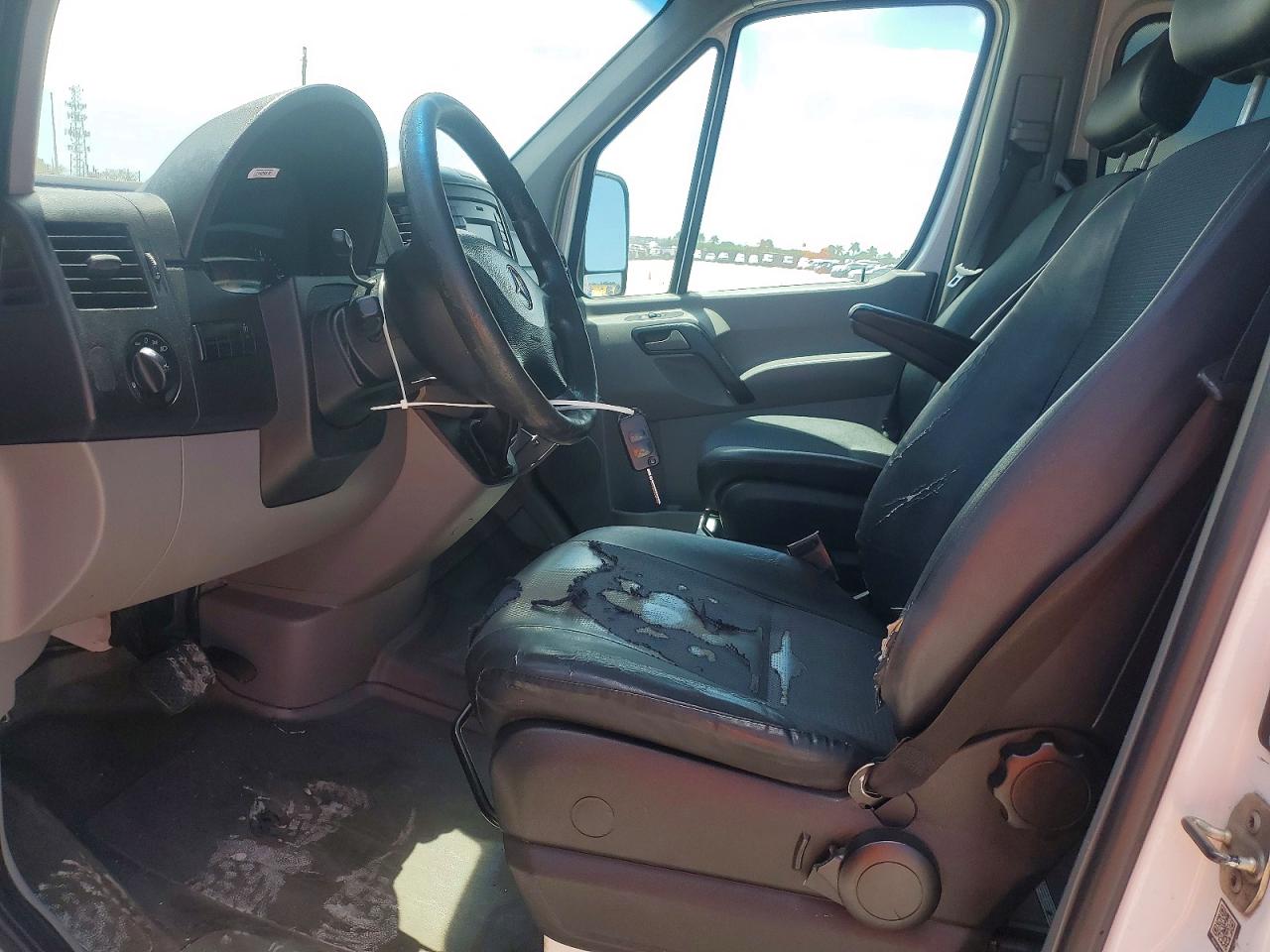 Mercedes-Benz Sprinter 2500