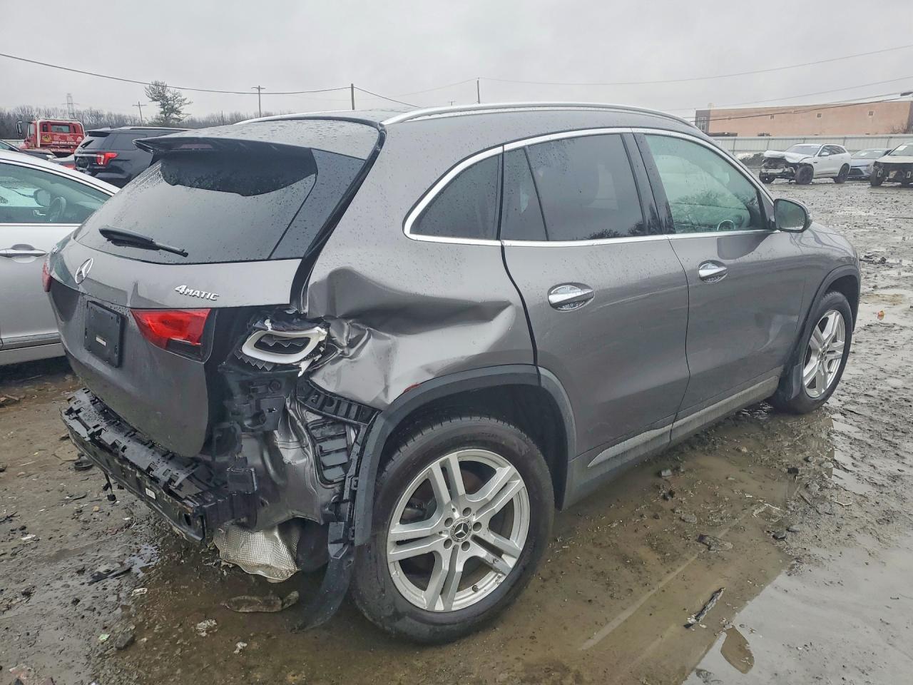 Mercedes-Benz GLA 250 4matic