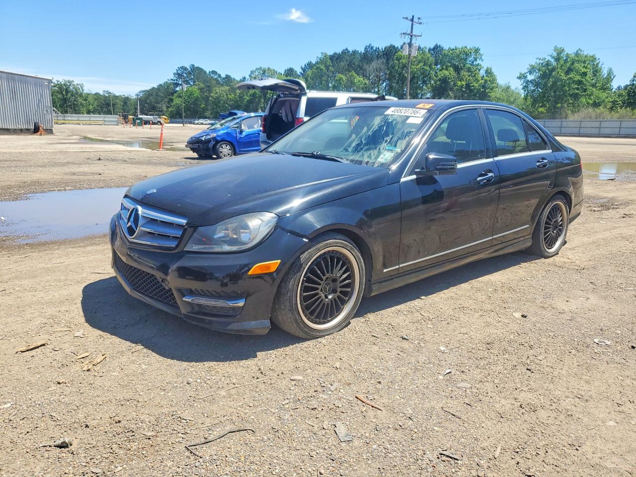 Salvage Mercedes-Benz C-Class Image