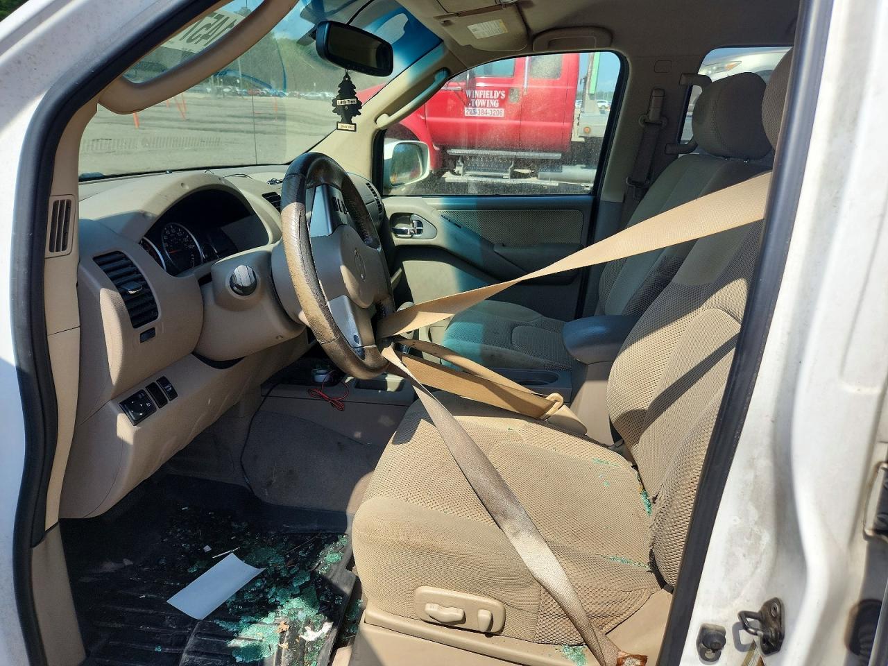 Nissan Frontier Se V6