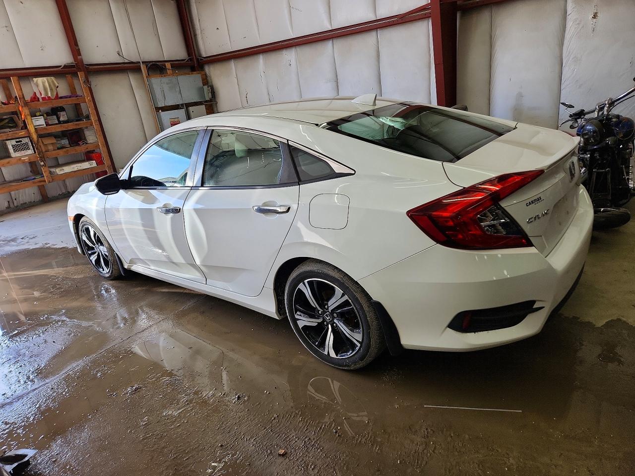 Honda Civic Touring