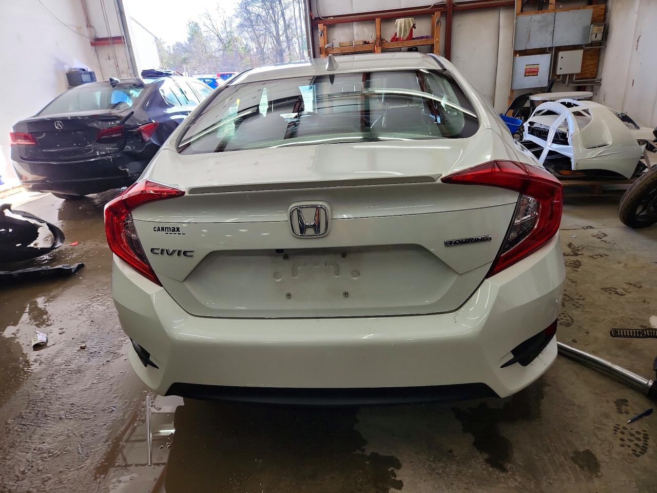 Honda Civic Touring