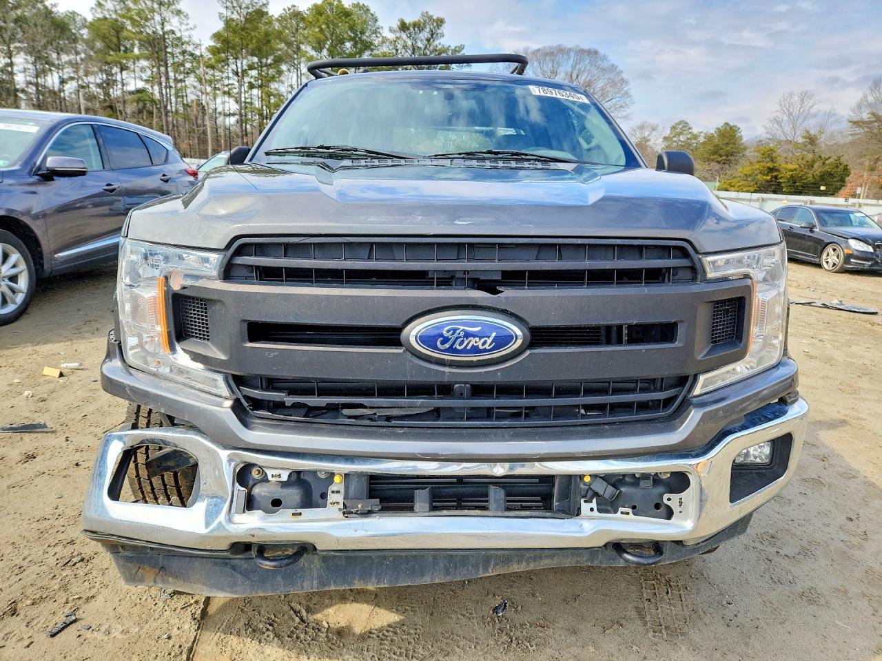 Ford F-150 Super Cab