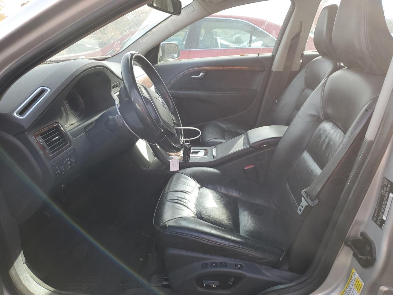 Volvo V70 3.2