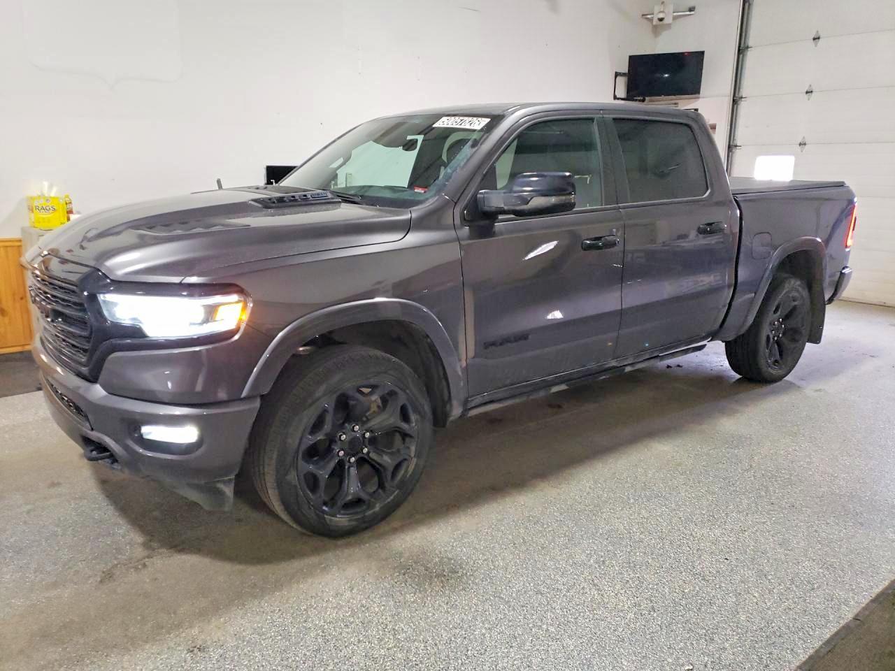Salvage Ram 1500 Image