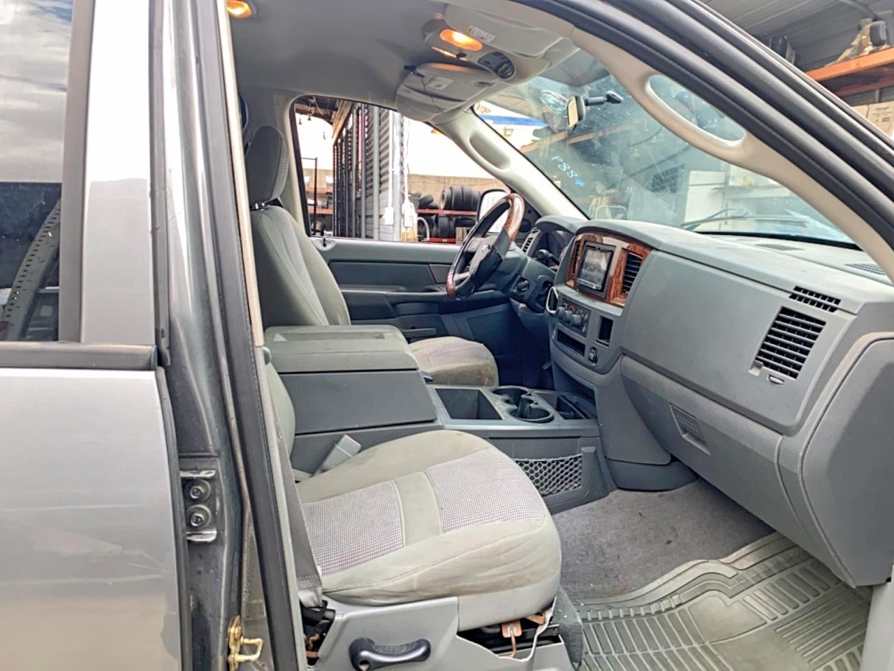 Dodge Ram 1500 St
