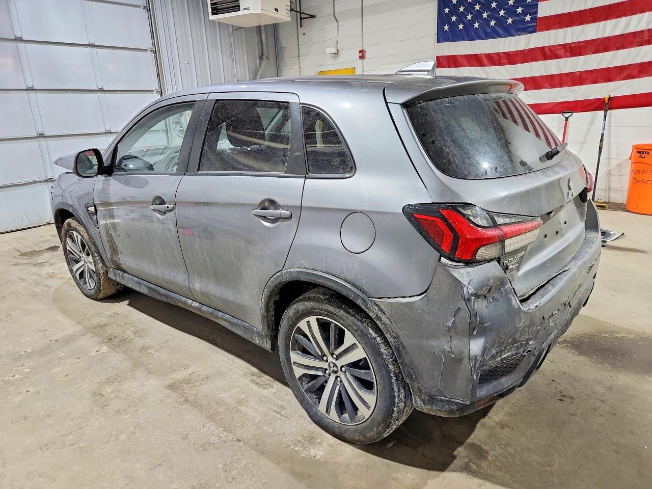 Mitsubishi Outlander S