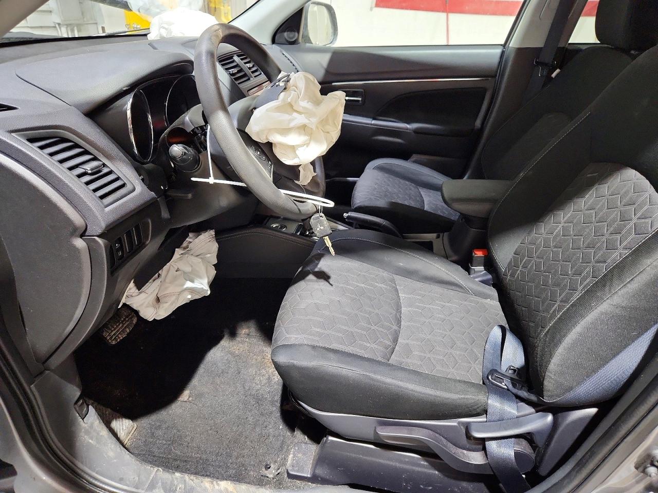 Mitsubishi Outlander S