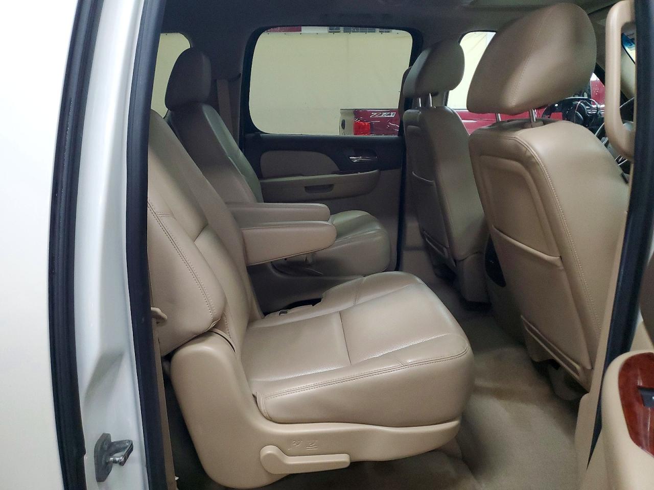 Chevrolet Suburban K1500 Ltz